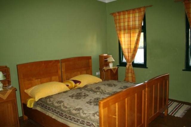 Seoski Turiziam Larva Trenkovo Extérieur photo